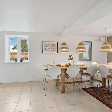Amazing In With Wifi Holiday home